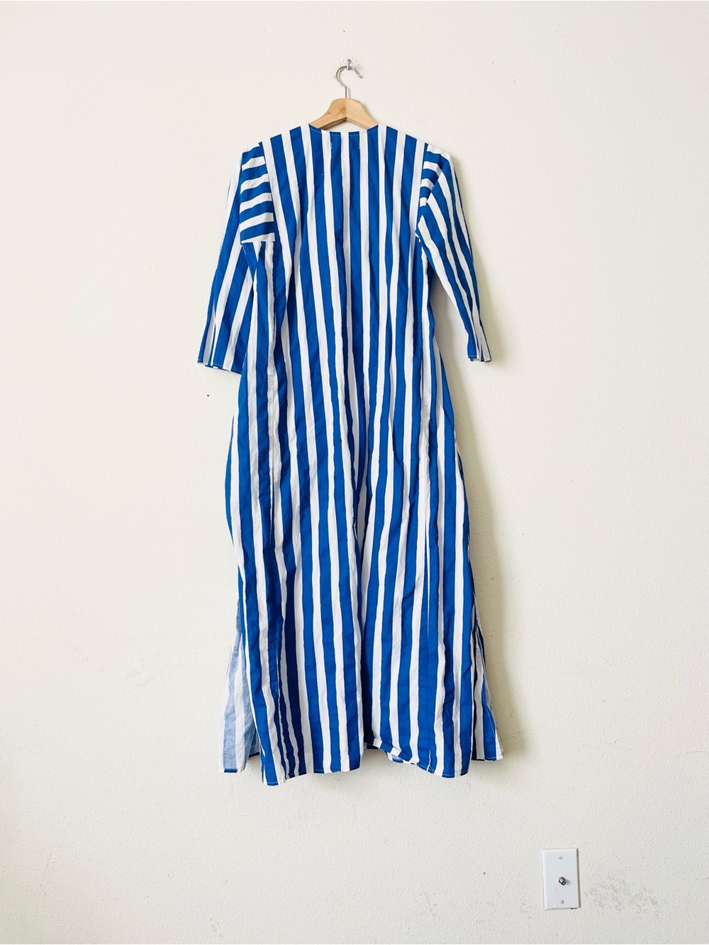 Pomander Place XS Camille Cabana blue & white striped kaftan maxi dress - Picture 7 of 8